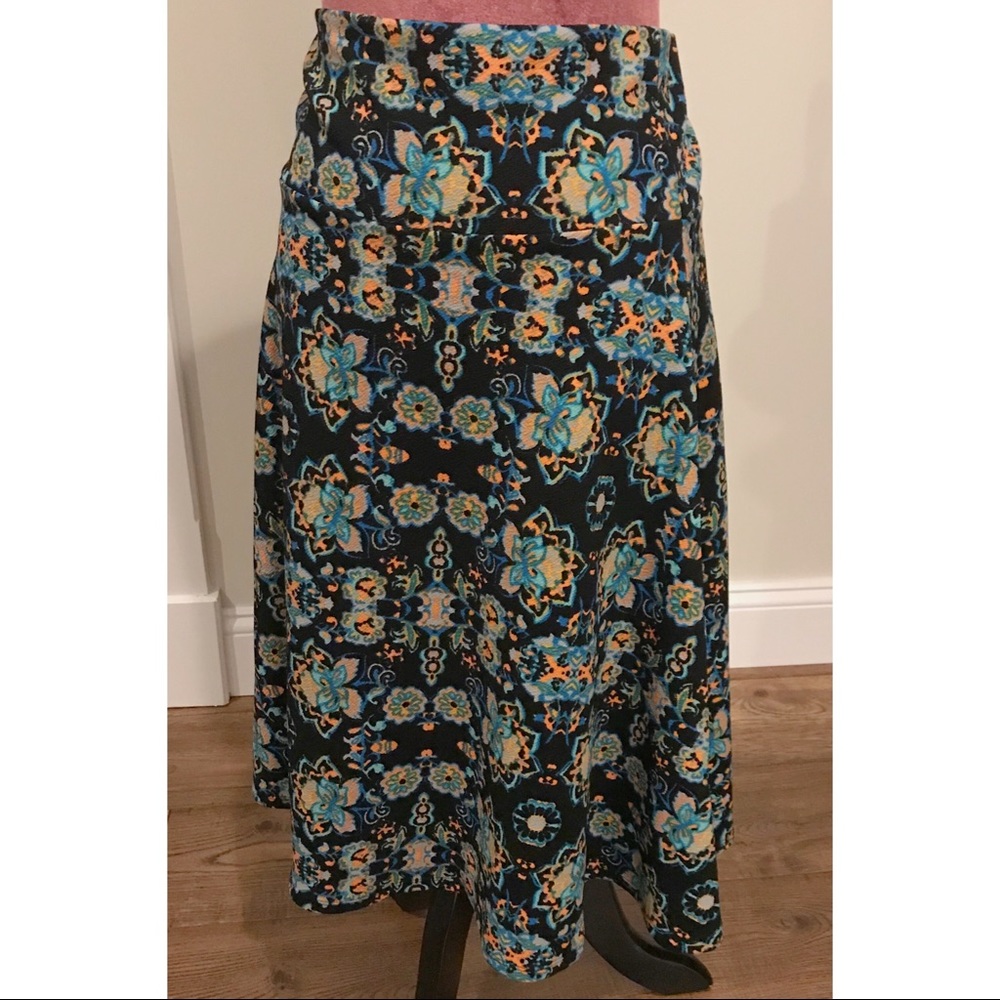 ✨3/$25✨ Lularoe Jacquard Azure